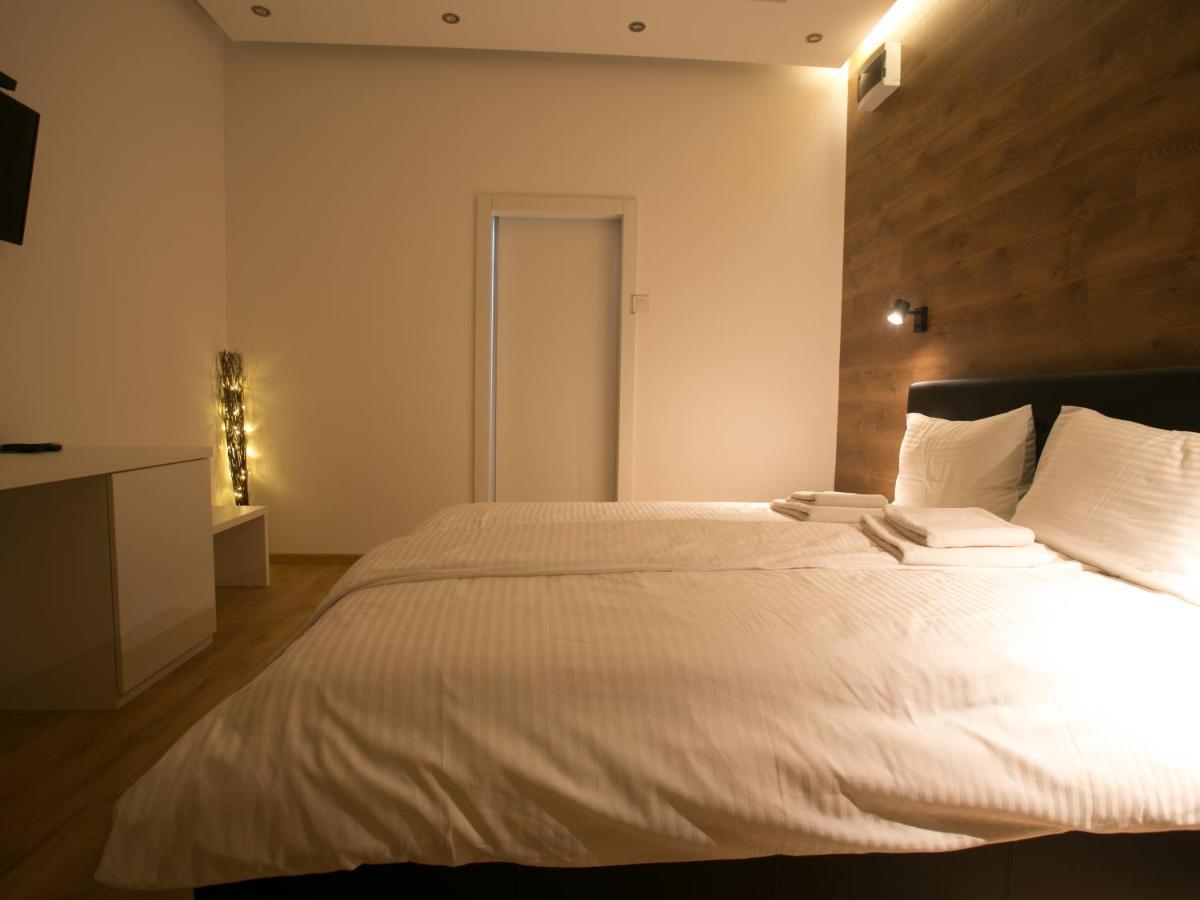 Studio 138 Belgrade Luaran gambar