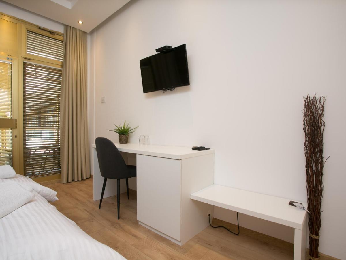 Studio 138 Belgrade Luaran gambar