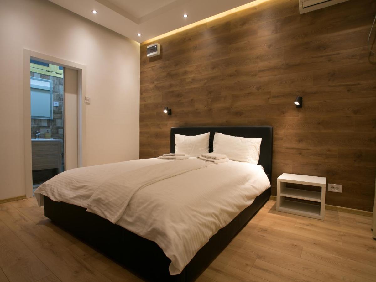 Studio 138 Belgrade Luaran gambar